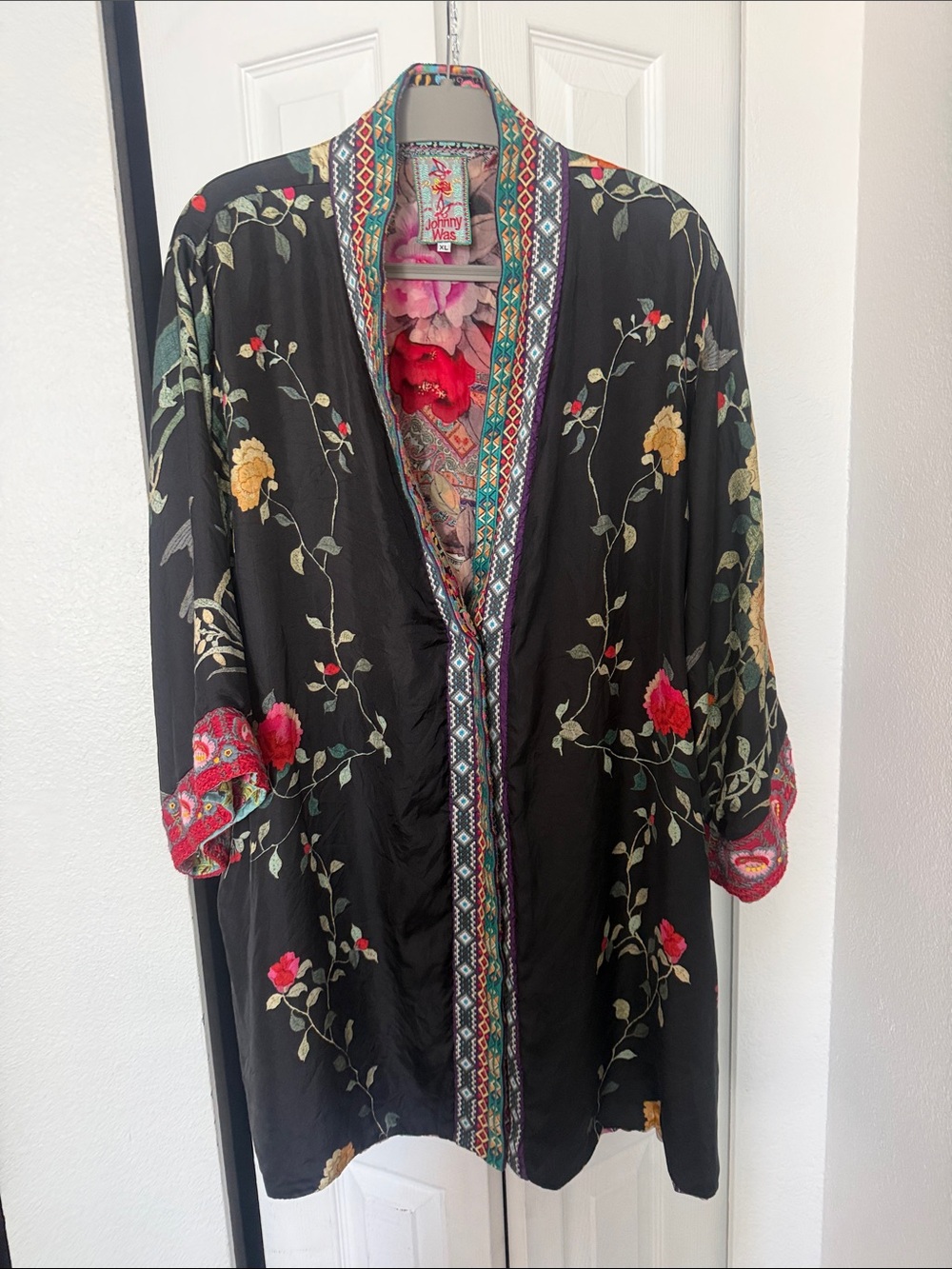 Johnny Was Black Floral Embroidered Satin Kimono